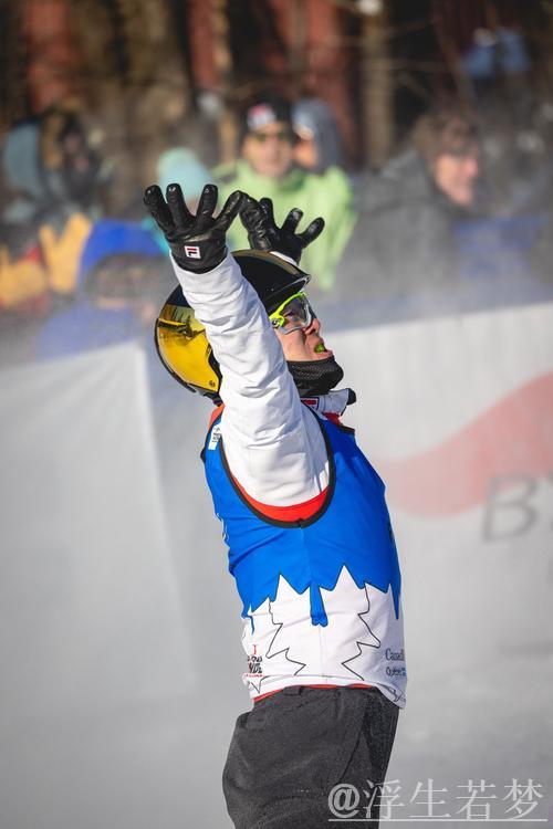 贝莱斯再夺城市速降赛总冠军